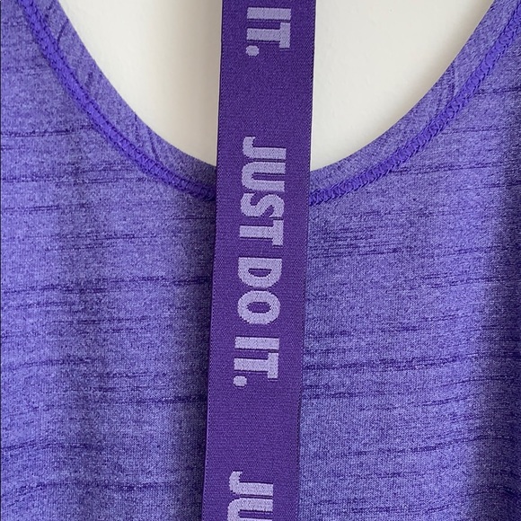 Nike workout tank - Picture 3 of 4